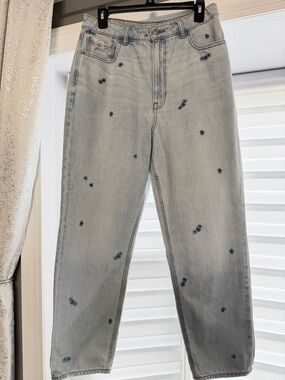 American Eagle Highest Rise Mom Jeans Light Blue Embroidered Flowers Size 14